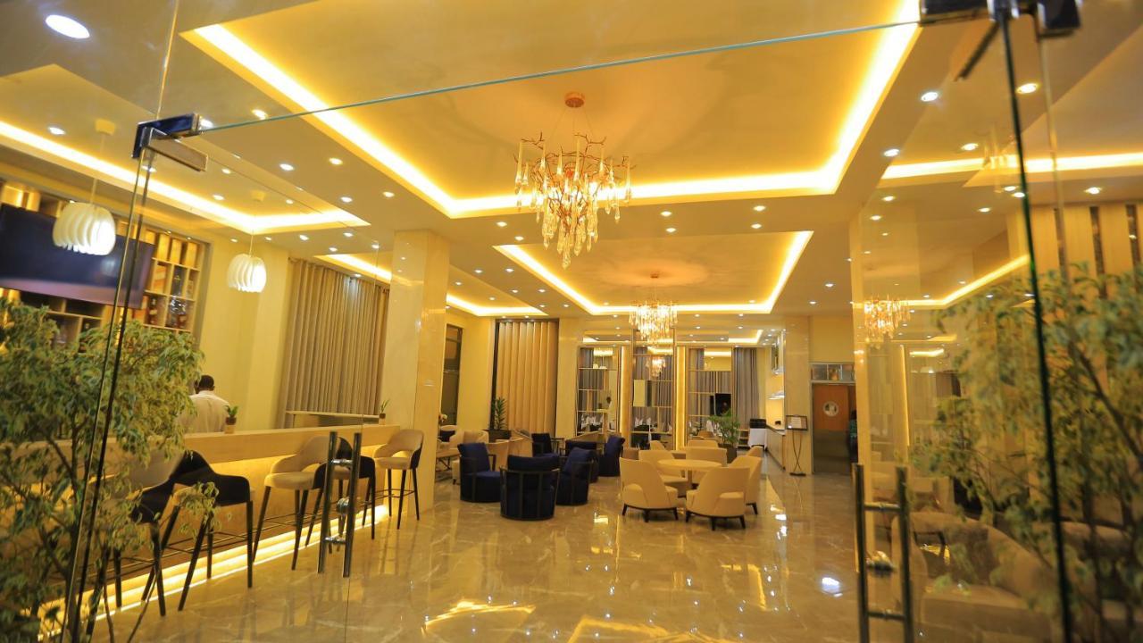 Triple E Hotel And Spa Аддис-Абеба Екстер'єр фото