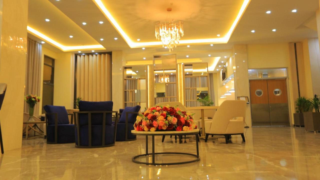 Triple E Hotel And Spa Аддис-Абеба Екстер'єр фото